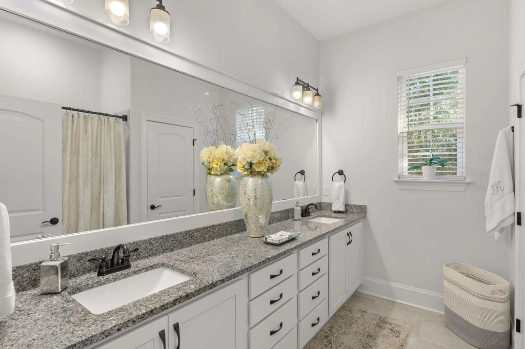 26 of 65 - 78 E Grizzly Street, Freeport, FL