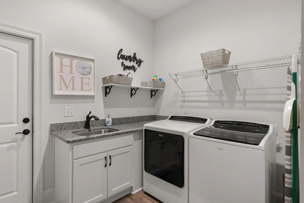 37 of 65 - 78 E Grizzly Street, Freeport, FL