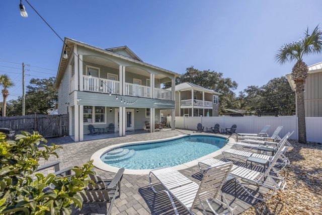 94 Dolphin Street, Destin