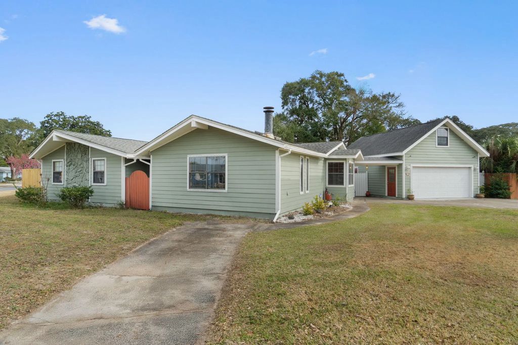 103 Sw Cedar Avenue, Fort Walton Beach