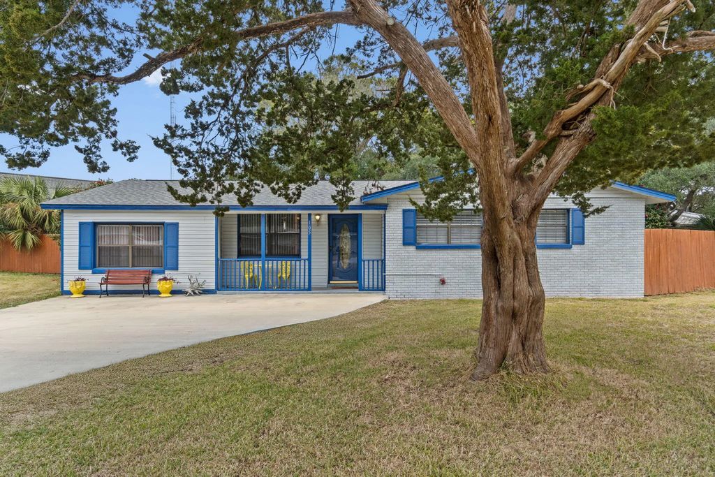 105 Sw Cedar Avenue, Fort Walton Beach