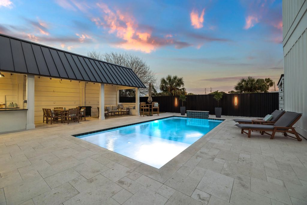 5 of 100 - 5914 Sunset Avenue, Panama City Beach, FL
