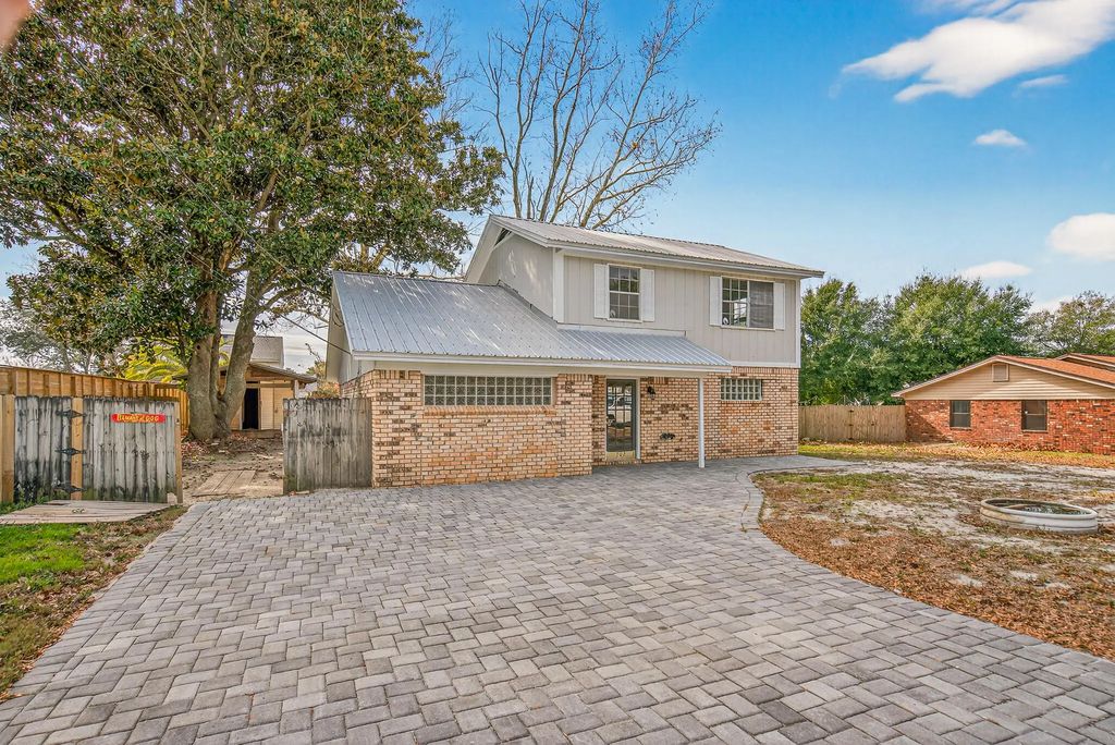 702 Whippoorwill Lane, Destin