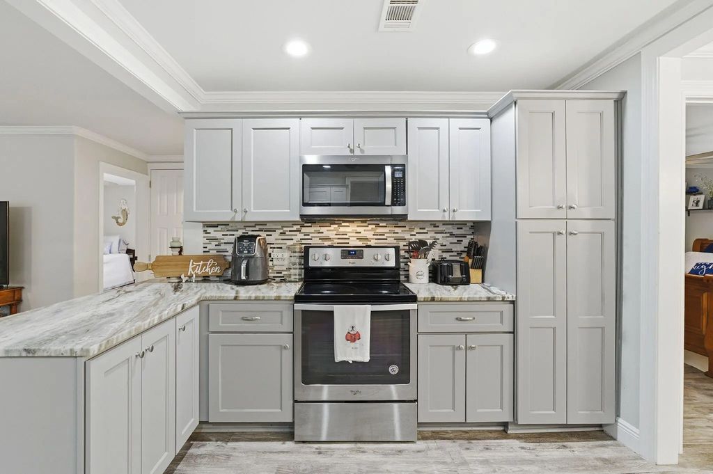 6 of 21 - 85 Marsh Drive, Freeport, FL