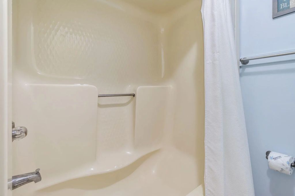 10 of 40 - 520 N Richard Jackson Boulevard 1607, Panama City Beach, FL