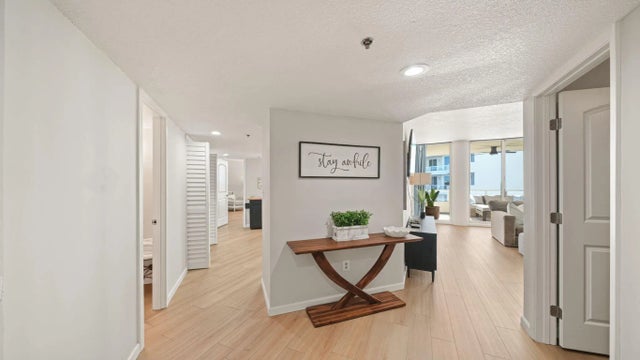 100 Gulf Shore Drive 303, Destin