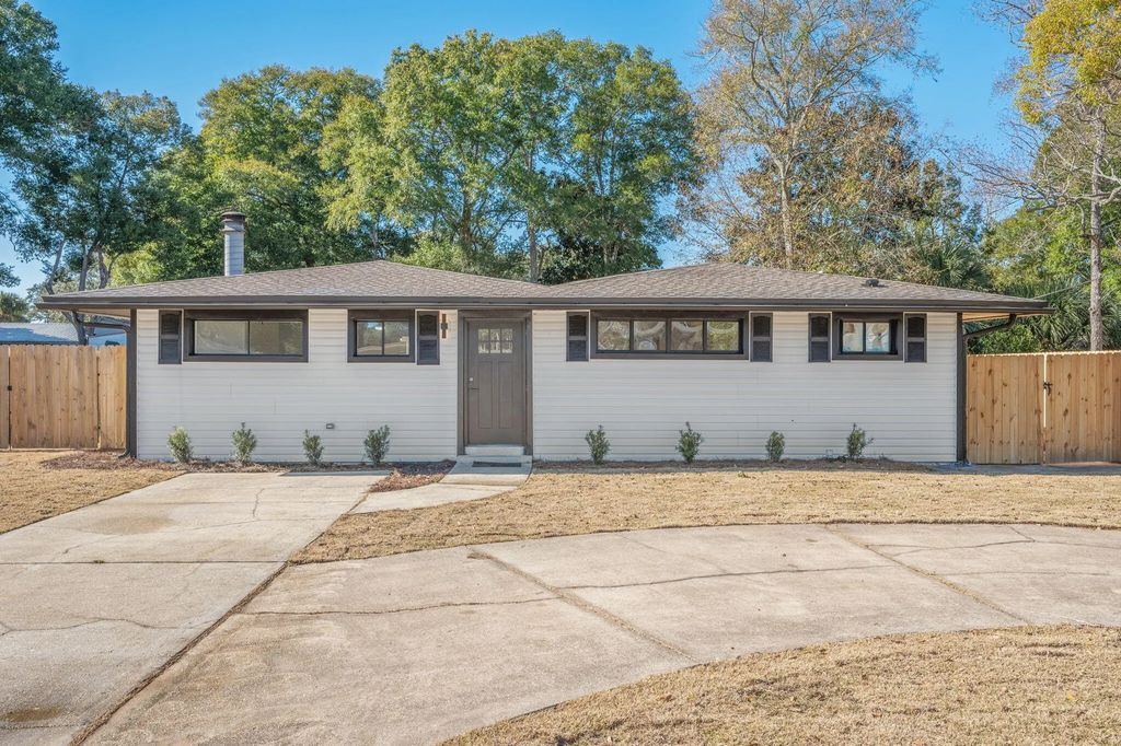 118 Ne Ferry Road, Fort Walton Beach