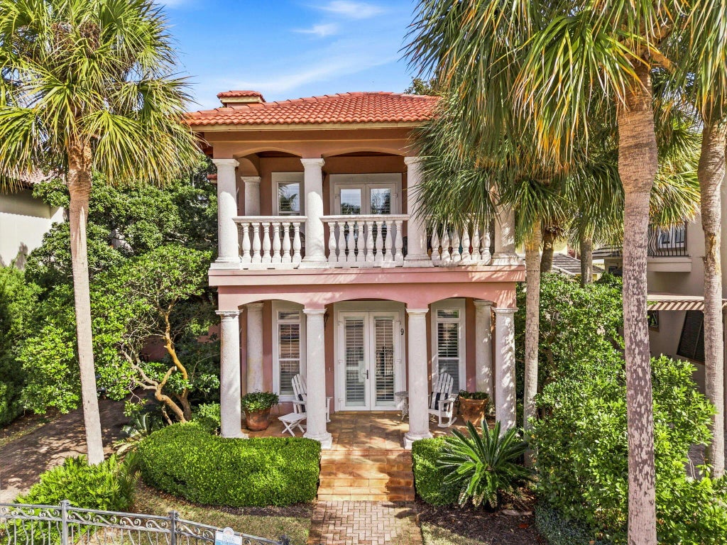 9 Rue Martine, Miramar Beach