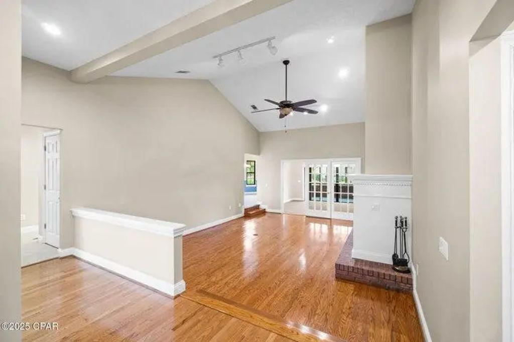 106 Queens Circle, Panama City