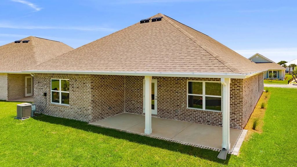 33 of 35 - 82 E Gray Owl Drive, Freeport, FL