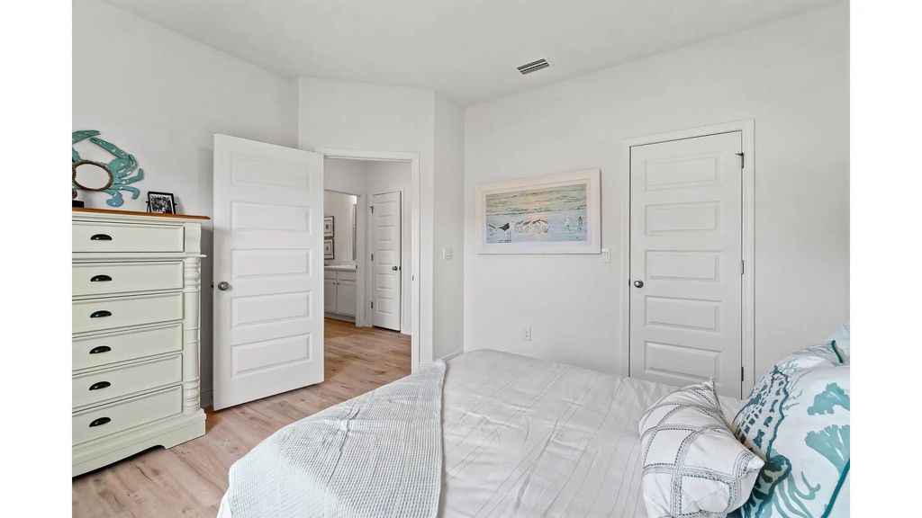 30 of 32 - 34 W Farm Owl Drive, Freeport, FL