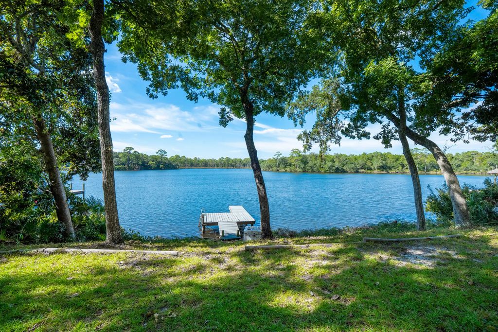 1013 Lake Drive, Niceville