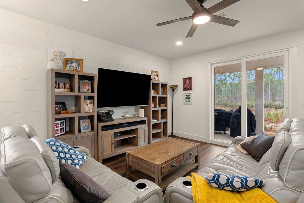 12 of 46 - 135 Clarke Hill Road, Freeport, FL