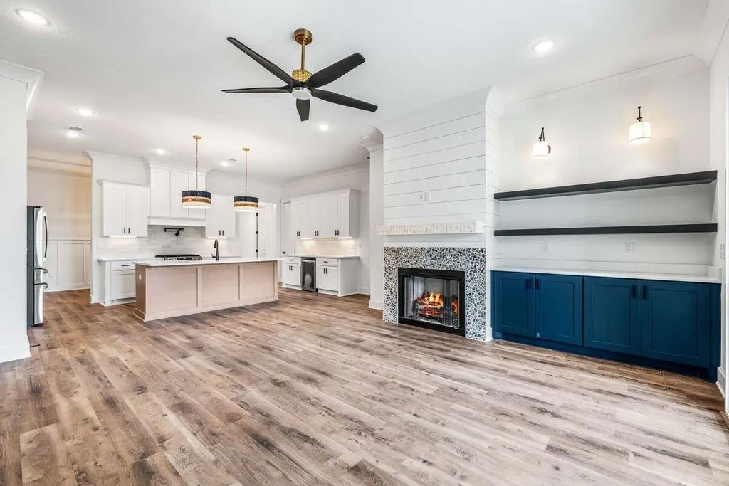 655 Emerald Bay Drive, Destin