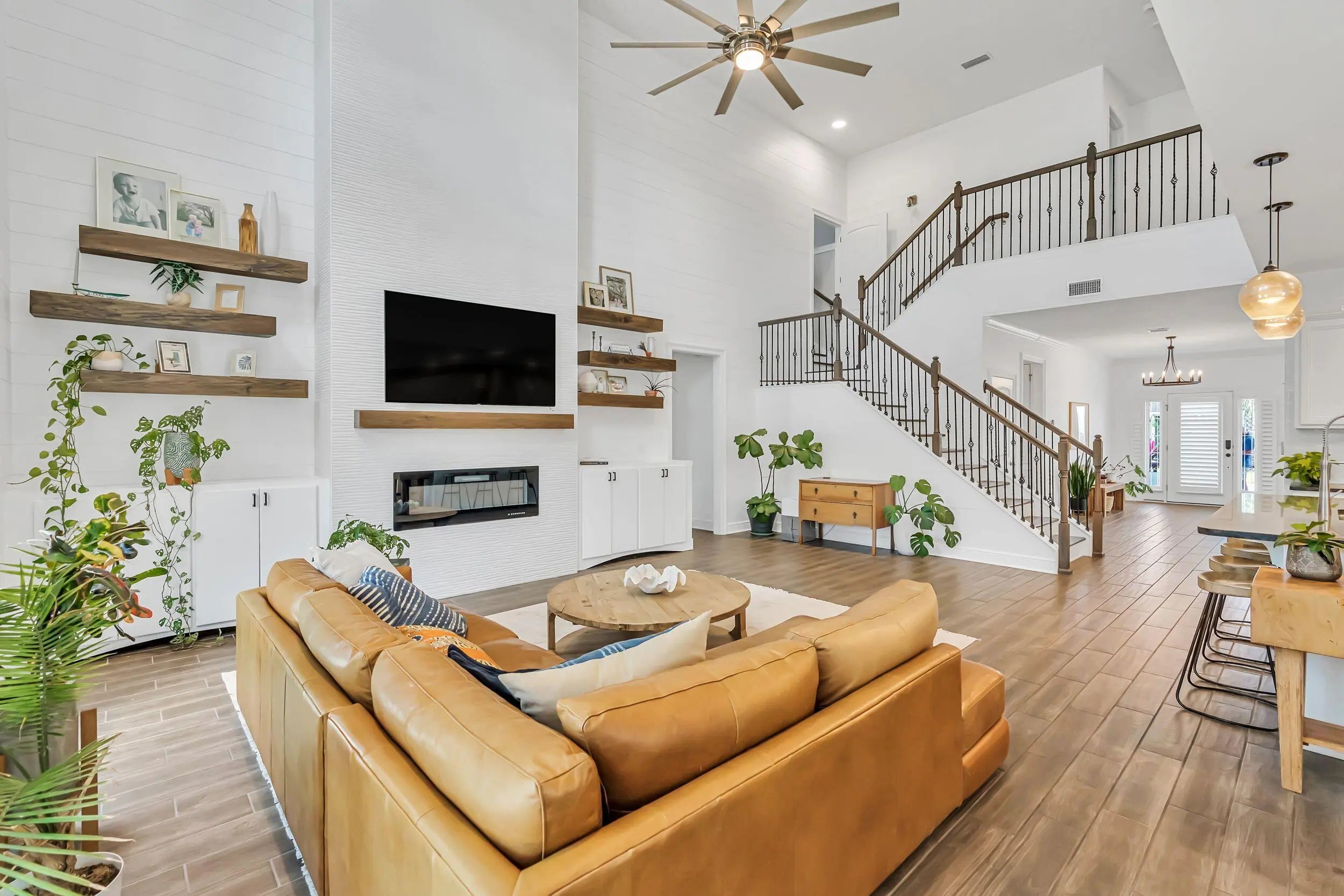 Photo of Listing #994463