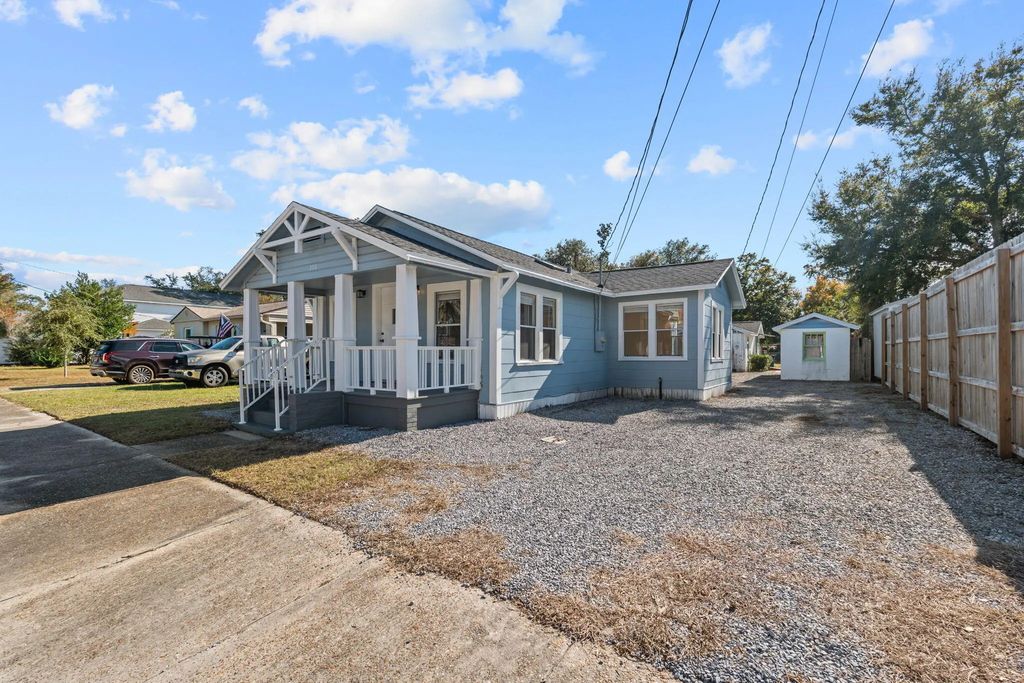 206 E 2nd Court A & B, Panama City