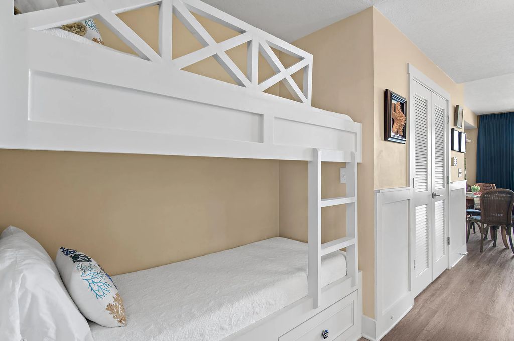 10 of 31 - 15928 Front Beach Road # 32005, Panama City Beach, FL
