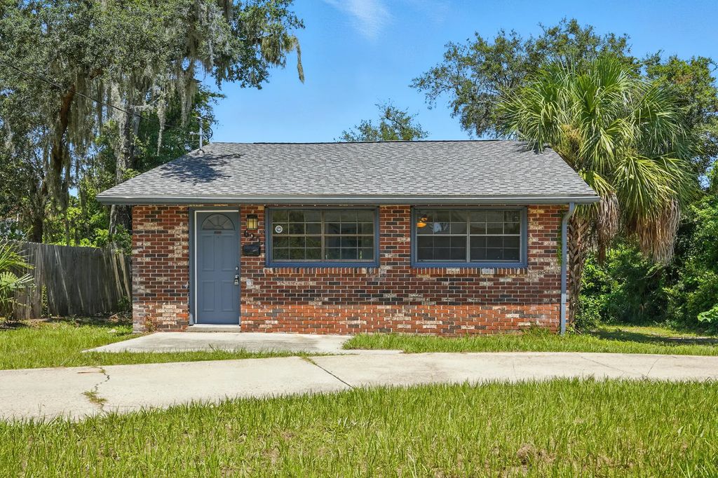 625 E 3rd Street, Panama City