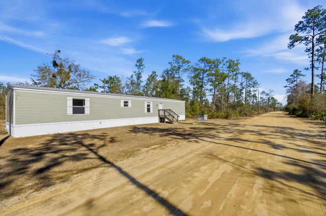 Photo of Listing #995135