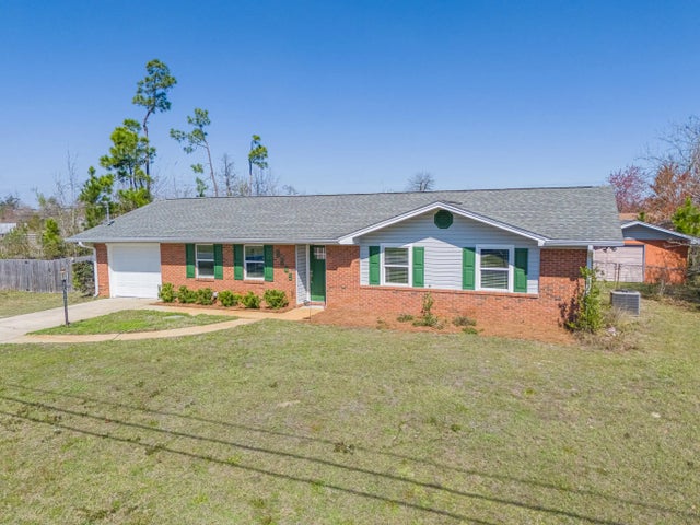 Photo of Listing #996817