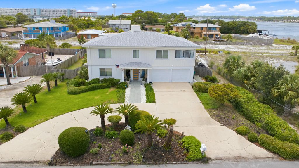 721 Sailfish Drive, Fort Walton Beach