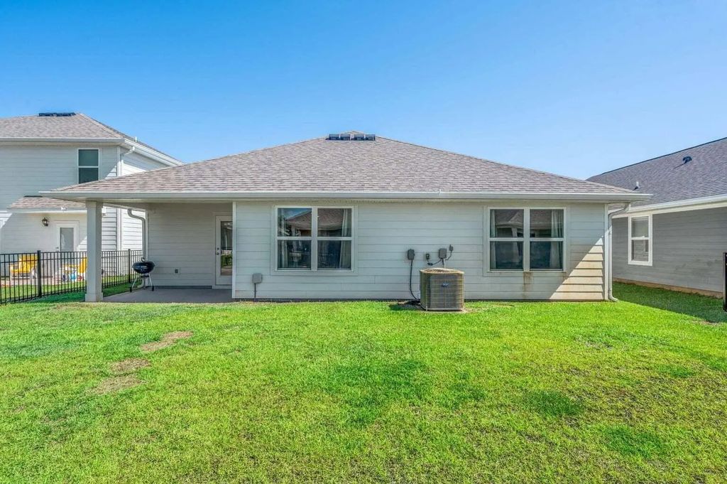 12 of 34 - 103 Riverwalk Circle, Freeport, FL