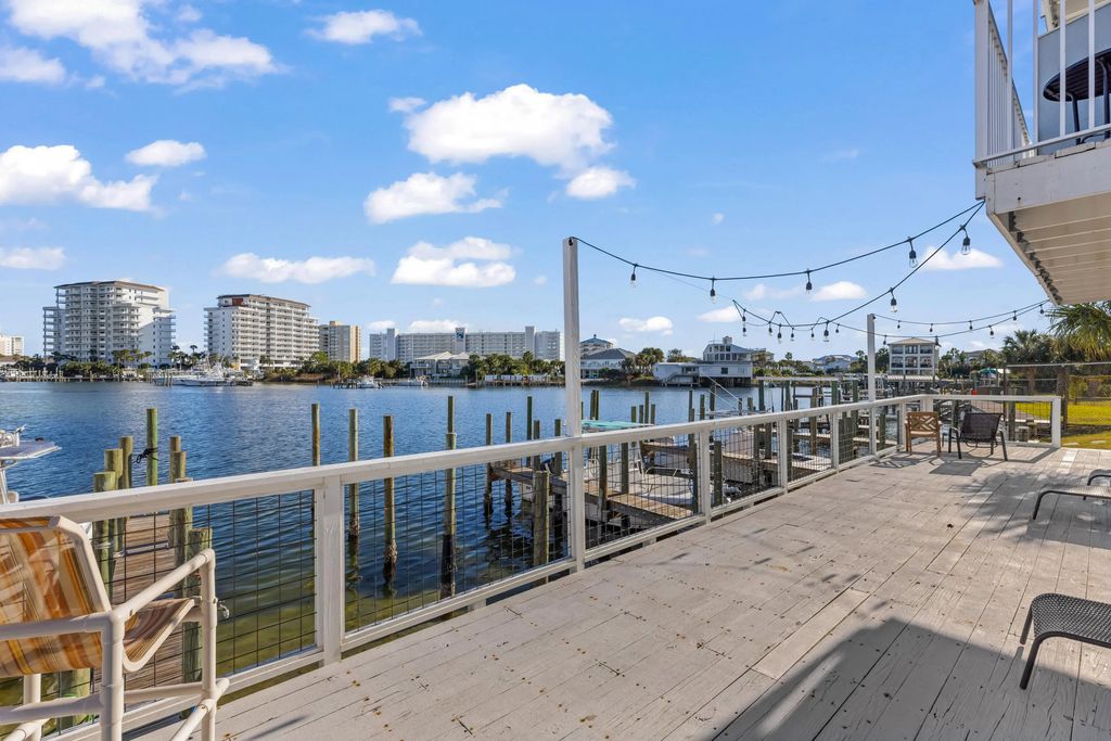 10 of 43 - 22 Moreno Point Road Unit 03, Destin, FL