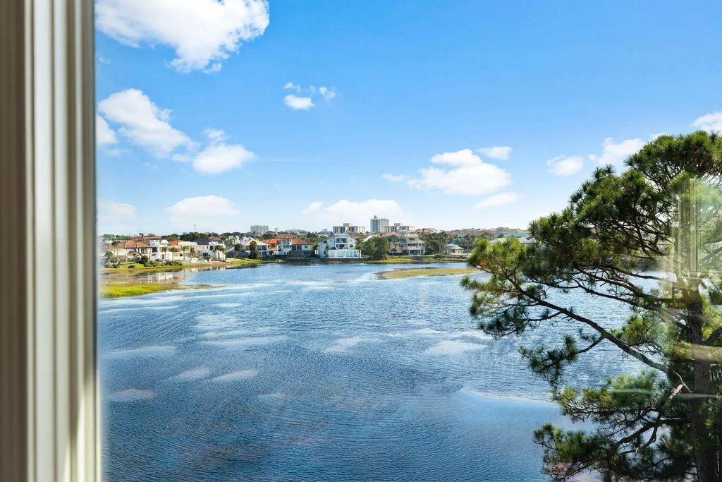 38 of 62 - 87 Vista Bluffs, Destin, FL
