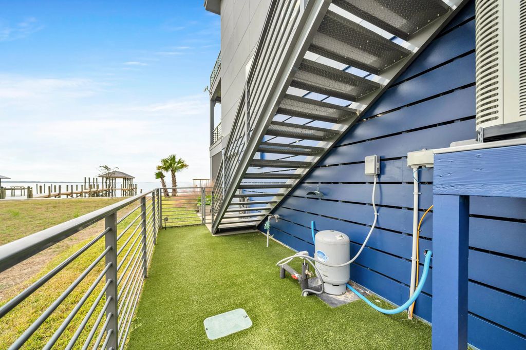 35 of 90 - 36 Creek Harbour Boulevard, Freeport, FL