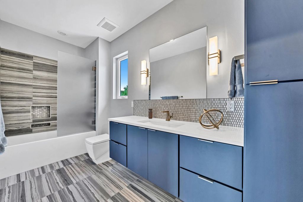 48 of 90 - 36 Creek Harbour Boulevard, Freeport, FL