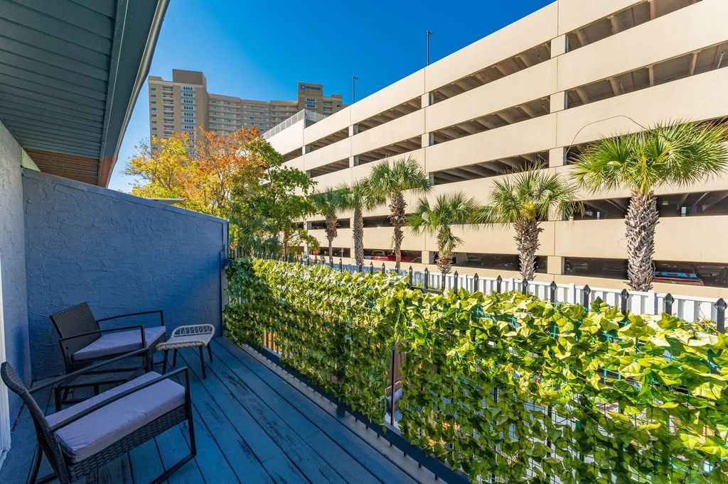 18 of 44 - 636 W Caladium Circle # B, Panama City Beach, FL