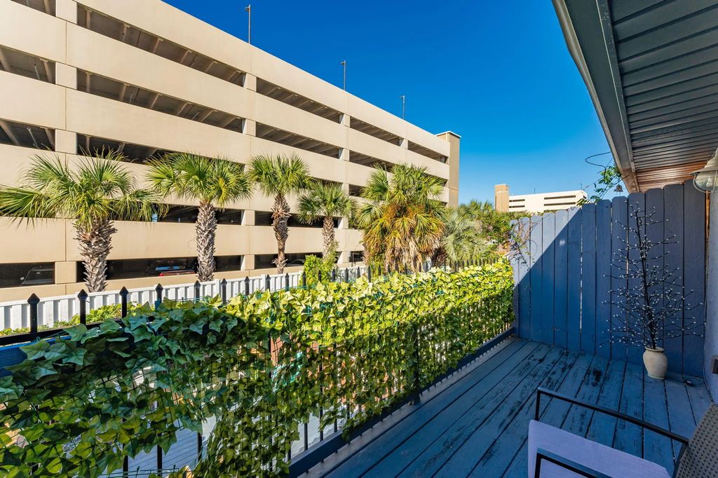 19 of 44 - 636 W Caladium Circle # B, Panama City Beach, FL