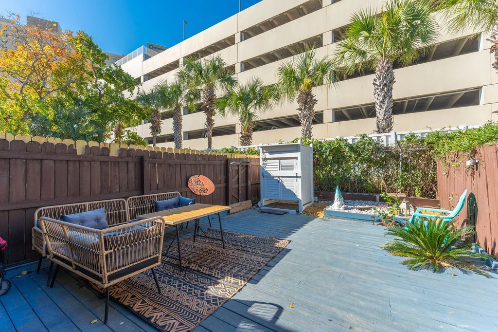22 of 44 - 636 W Caladium Circle # B, Panama City Beach, FL