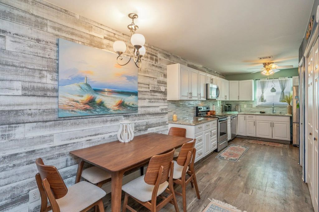 26 of 44 - 636 W Caladium Circle # B, Panama City Beach, FL