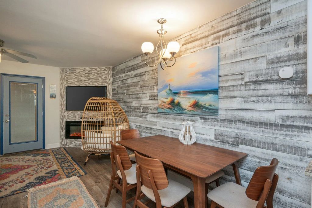 27 of 44 - 636 W Caladium Circle # B, Panama City Beach, FL