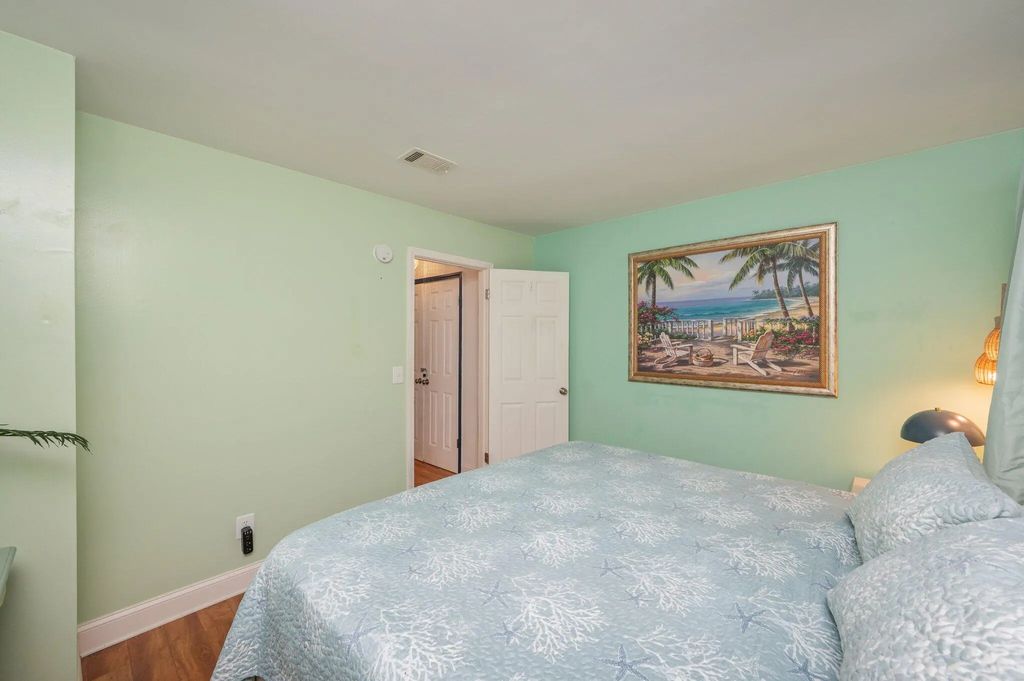35 of 44 - 636 W Caladium Circle # B, Panama City Beach, FL