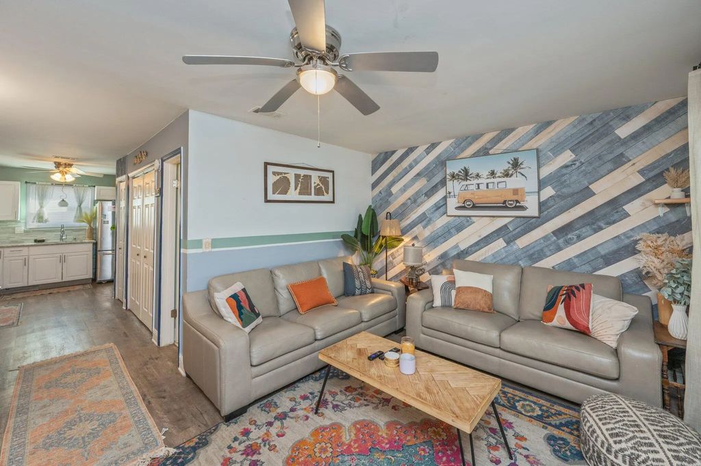 41 of 44 - 636 W Caladium Circle # B, Panama City Beach, FL