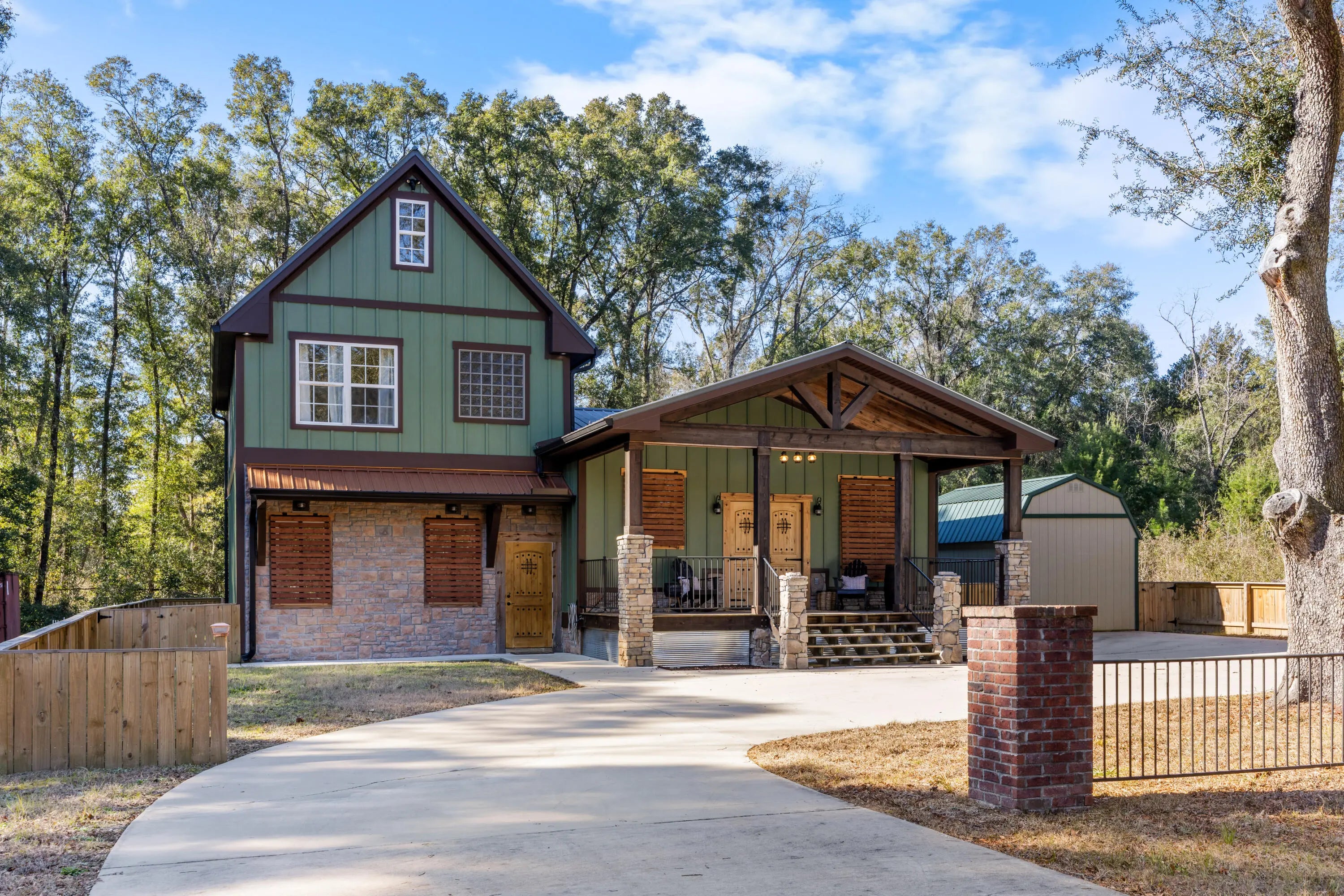 Photo of Listing #995168