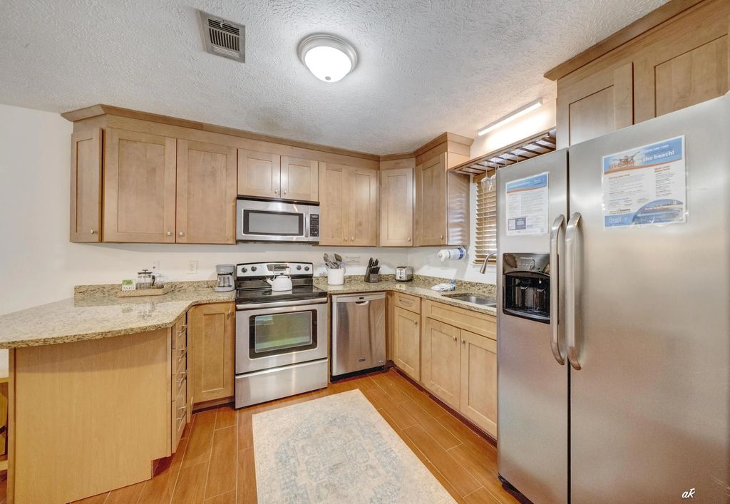 9 of 41 - 624 W Caladium Circle B, Panama City Beach, FL