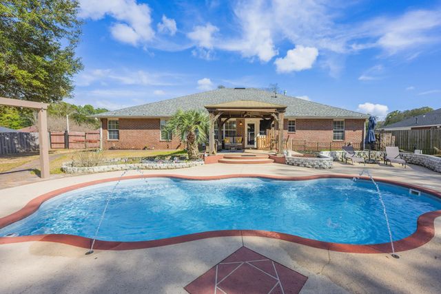 Photo of Listing #995818
