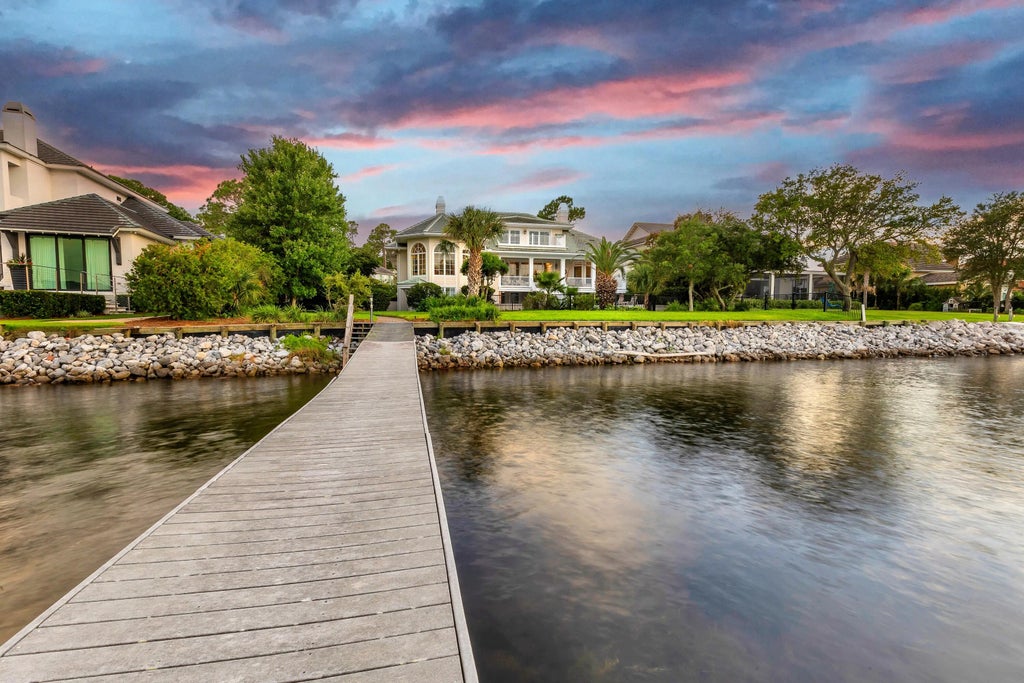 4567 Landfall Court, Destin