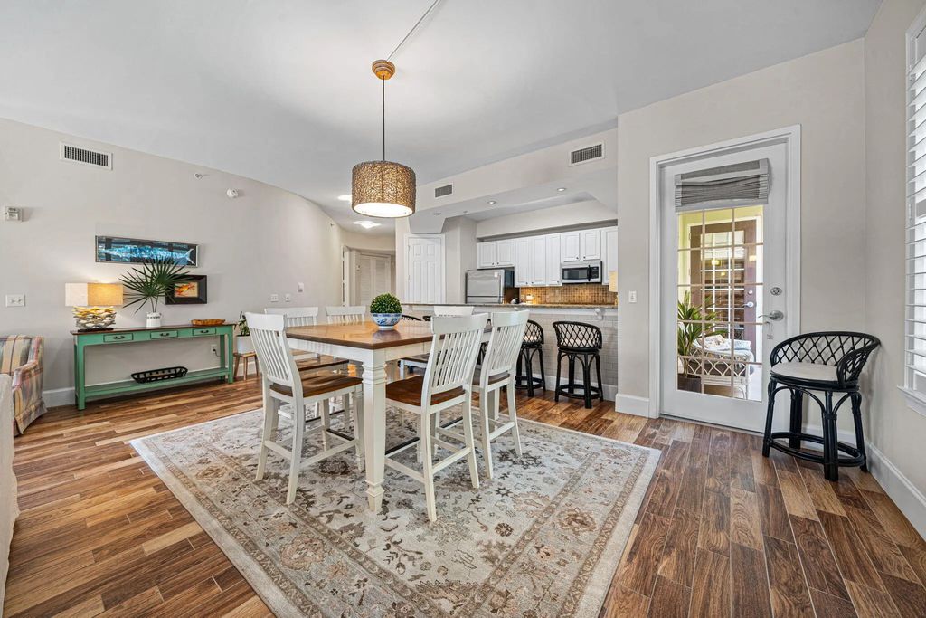 16 of 61 - 1653 W County Highway 30a 1101, Santa Rosa Beach, FL