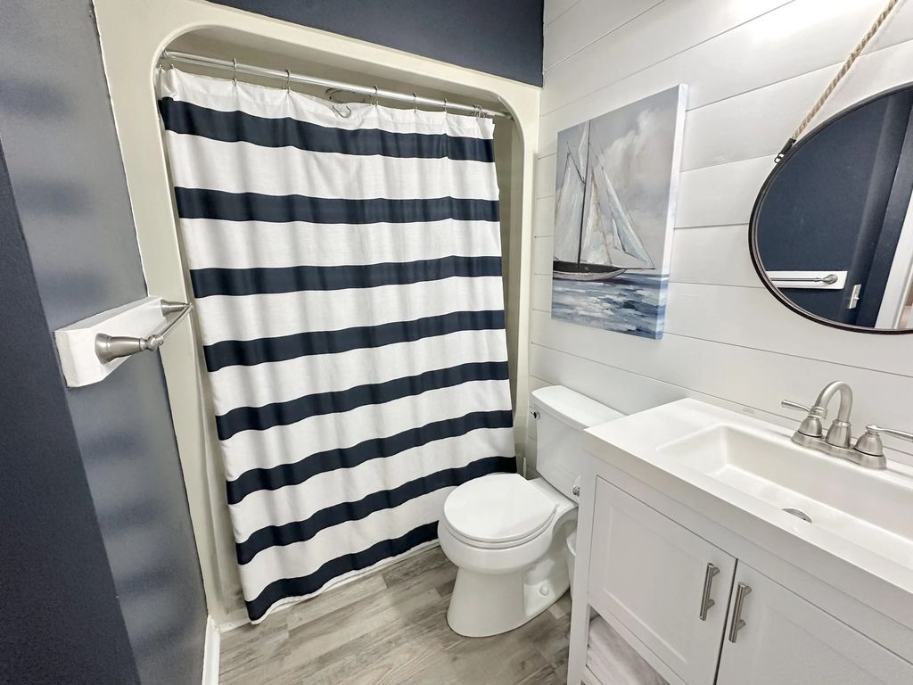 23 of 57 - 8730 S Thomas Drive Unit 213, Panama City Beach, FL