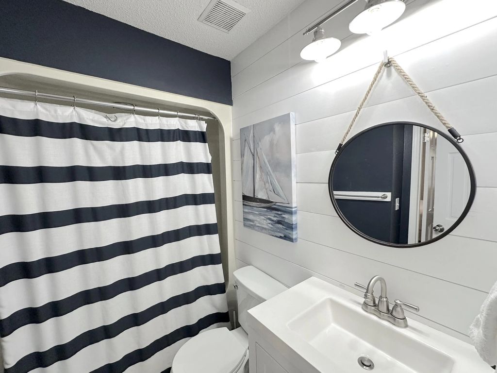 24 of 57 - 8730 S Thomas Drive Unit 213, Panama City Beach, FL