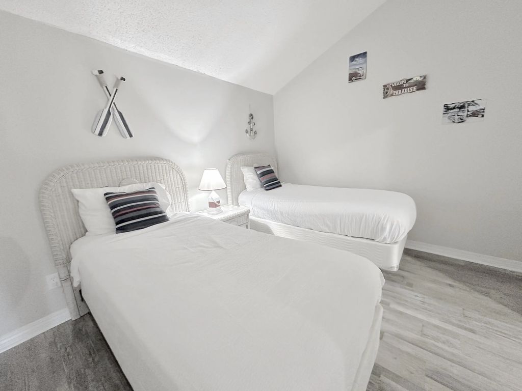 32 of 57 - 8730 S Thomas Drive Unit 213, Panama City Beach, FL