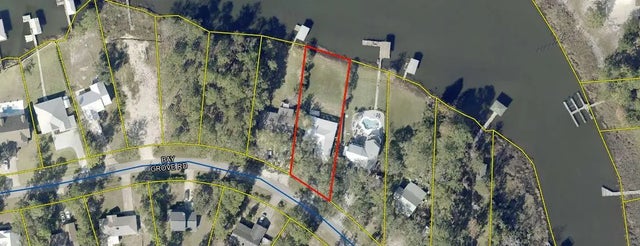 630 Bay Grove Road, Freeport