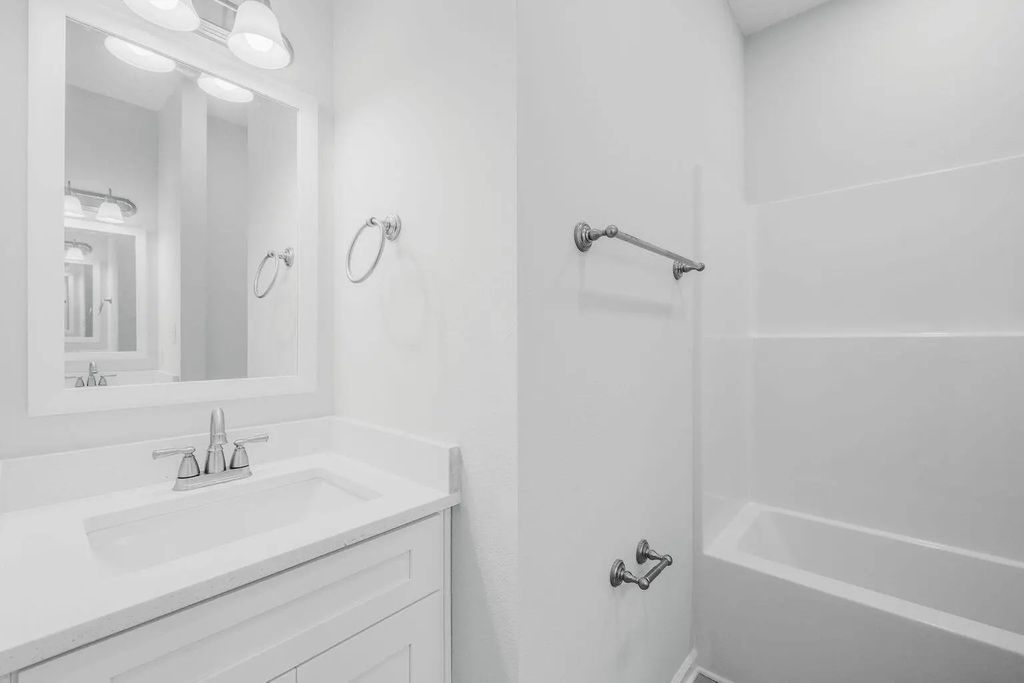 21 of 30 - 72 Riverwalk Circle, Freeport, FL