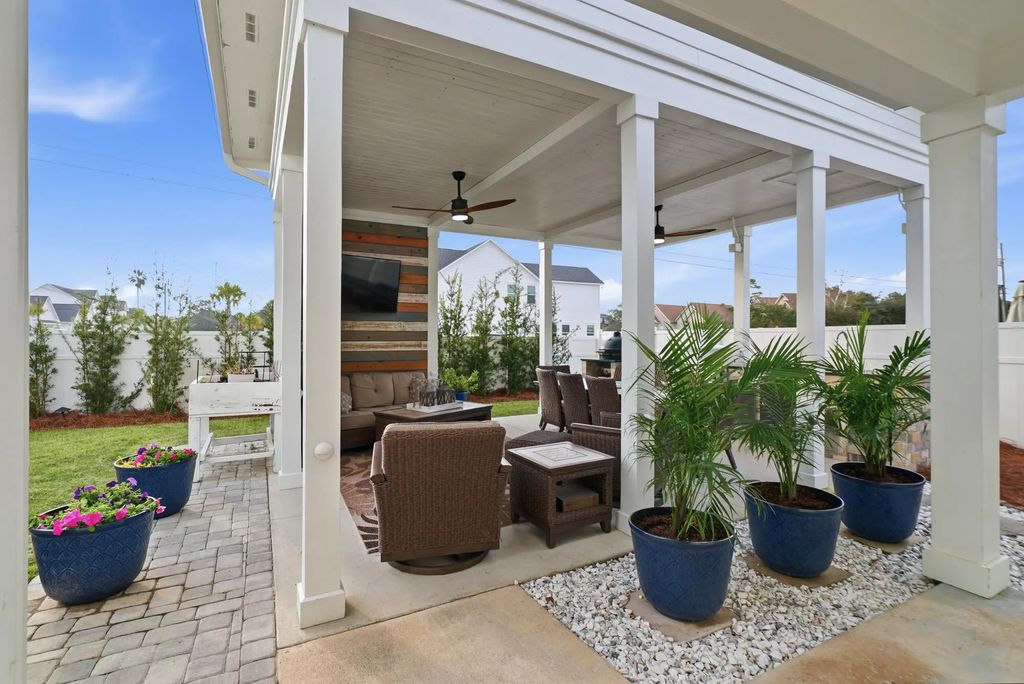 18 of 47 - 725 Landing Circle, Panama City Beach, FL