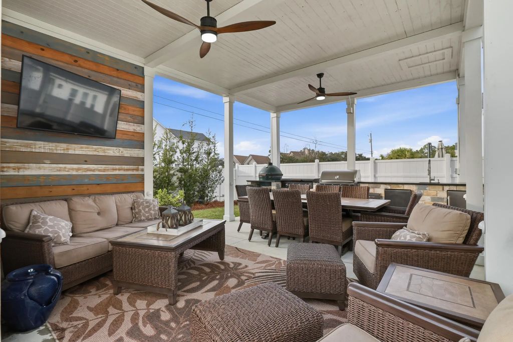 2 of 47 - 725 Landing Circle, Panama City Beach, FL