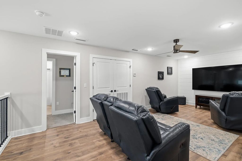 34 of 47 - 725 Landing Circle, Panama City Beach, FL